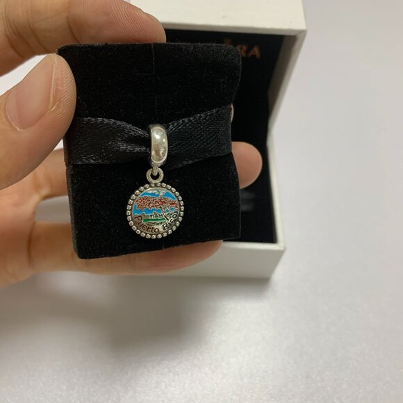 Pandora Puerto Rico Exclusive Charm - Picture 1 of 4